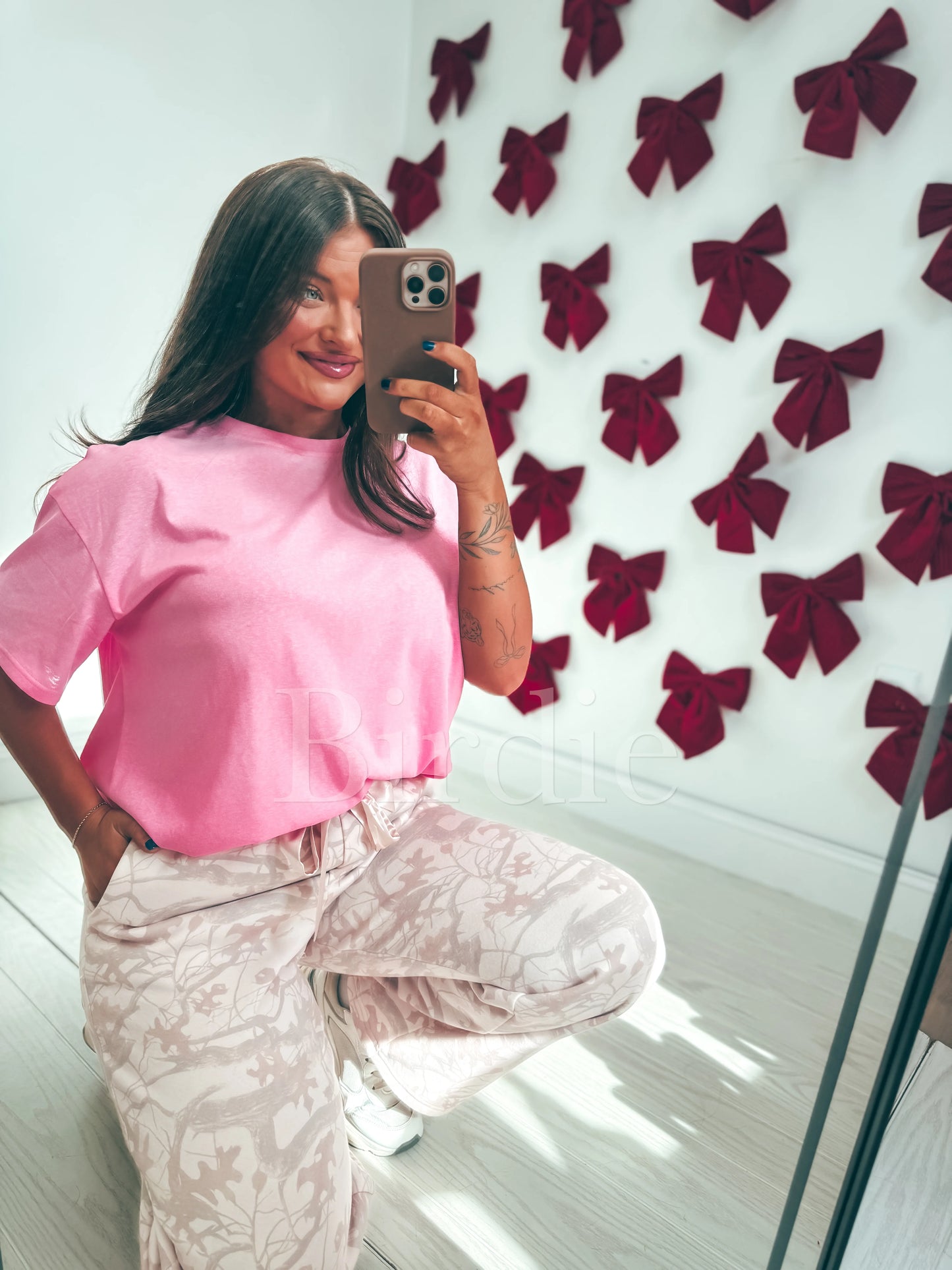 Birdie Relaxed Boyfriend Tee In Pink