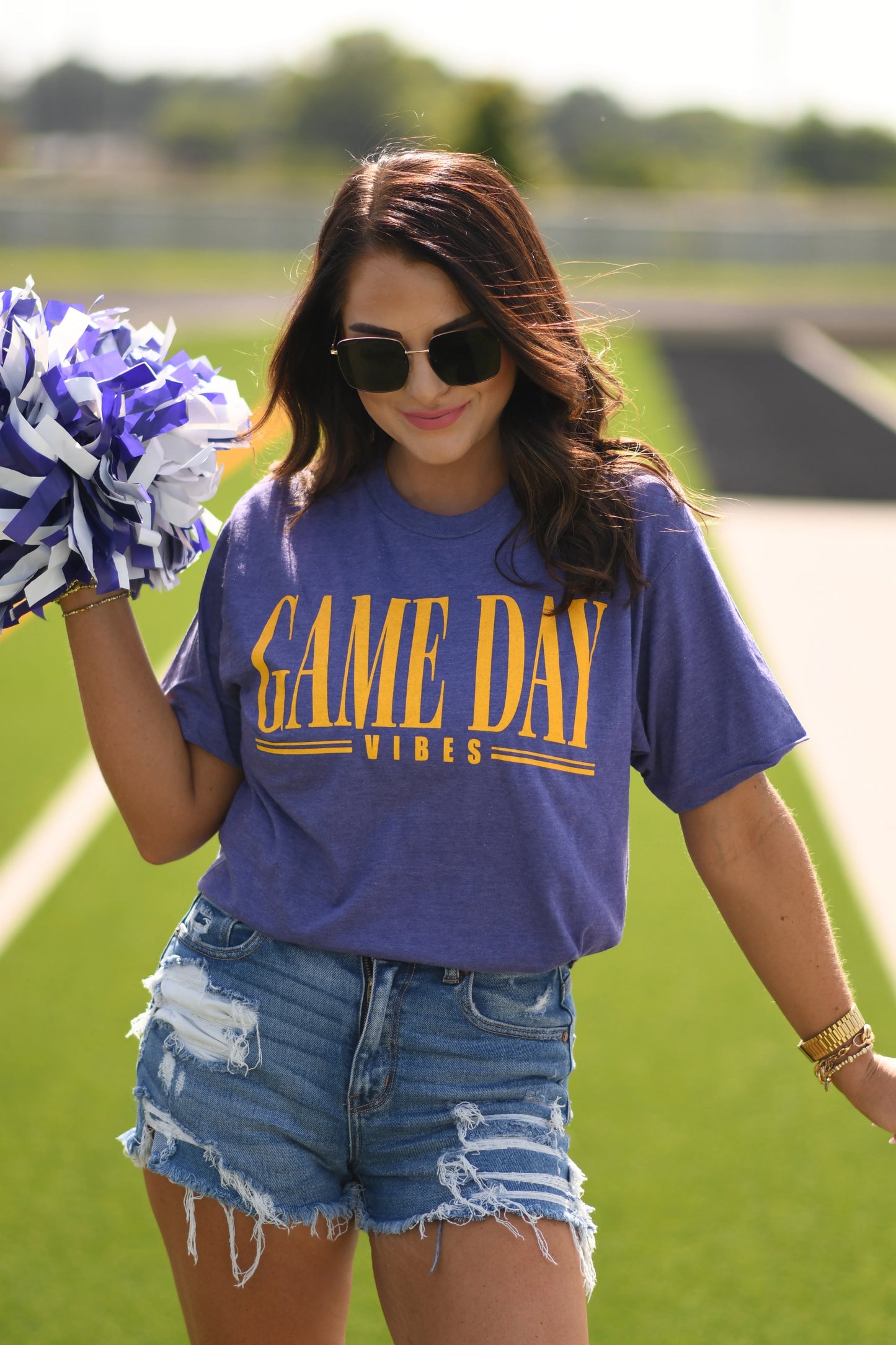 game day vibes tee✨