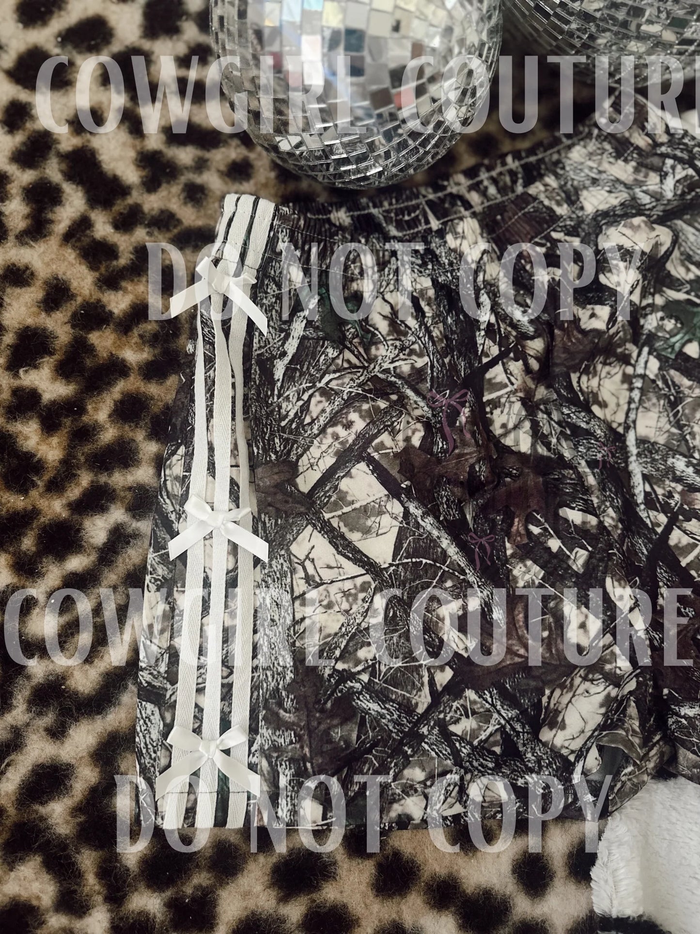 EXCLUSIVE REAL TREE CAMO BOW SHORTS