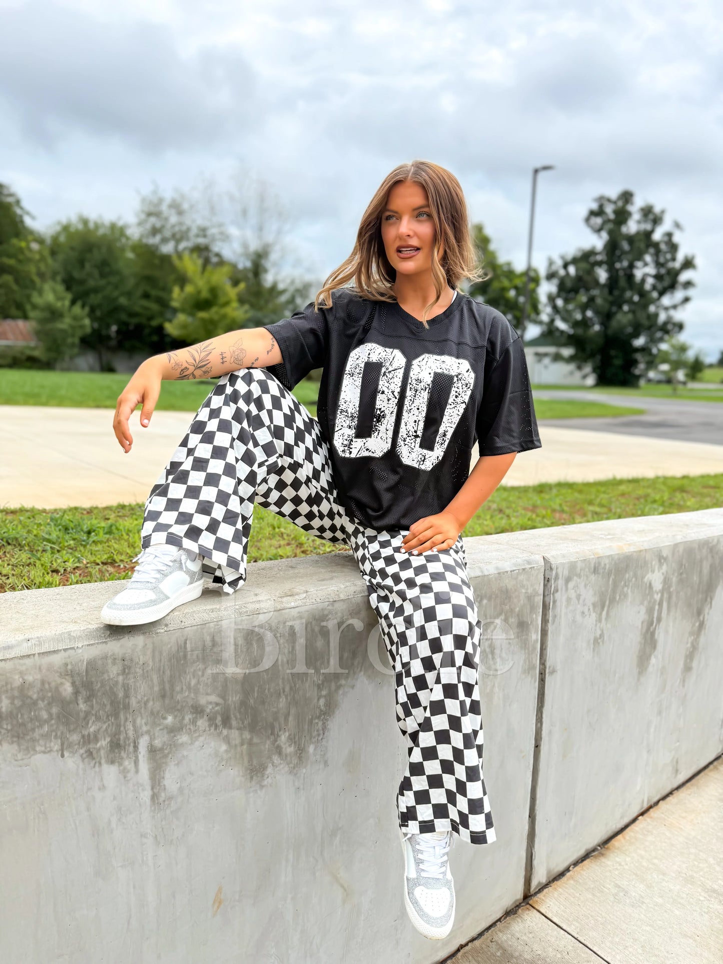 ★ PRE-ORDER Birdie 00 Athletic Oversized Jersey In Black & Red ★