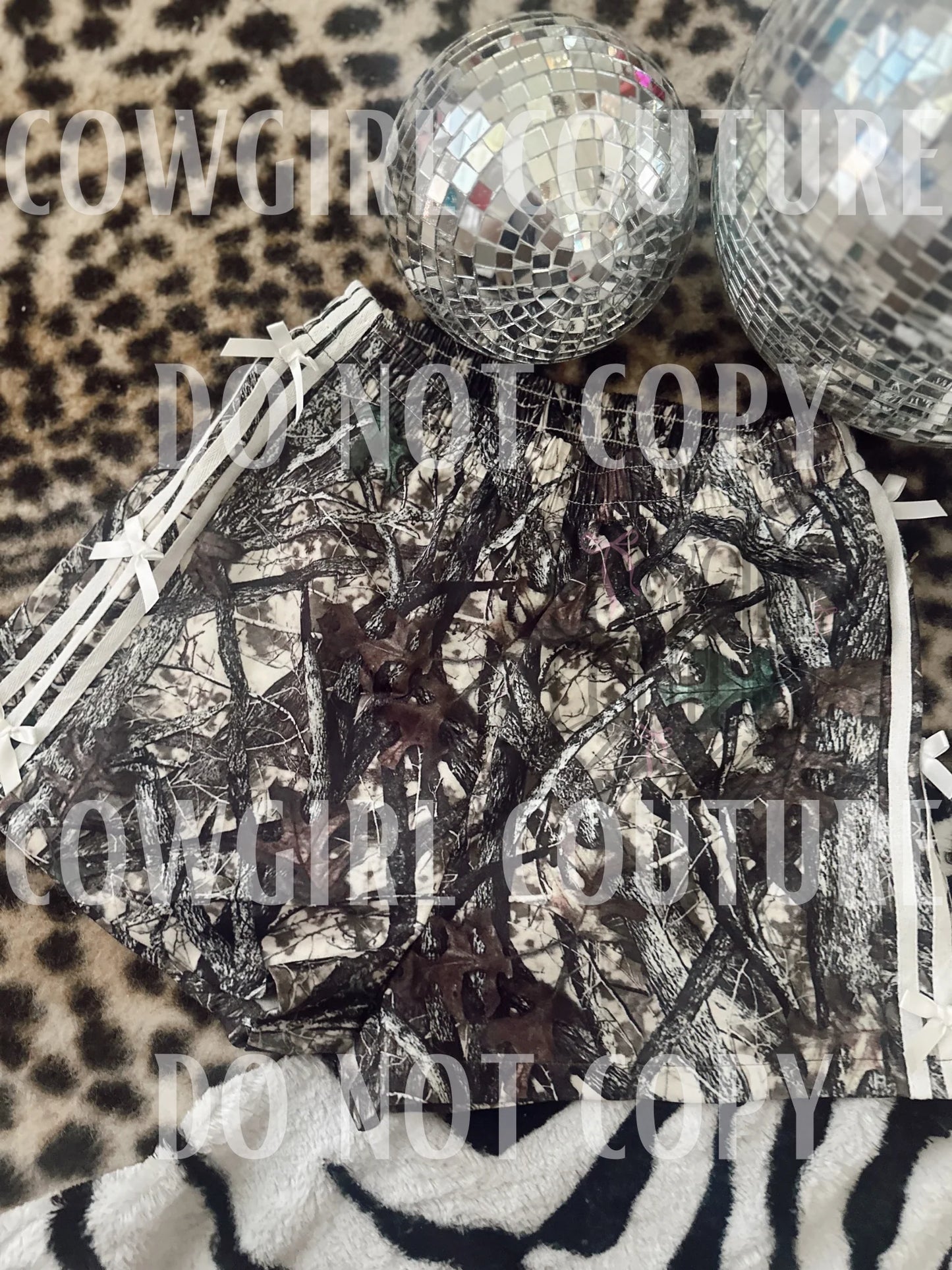 EXCLUSIVE REAL TREE CAMO BOW SHORTS