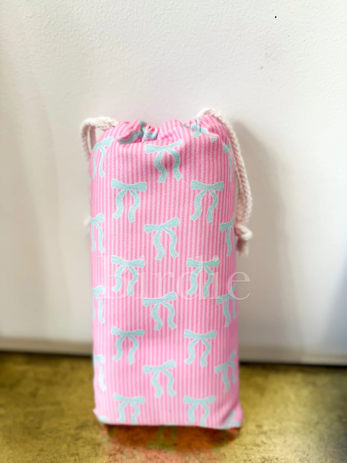 Birdie Quick Dry Towel in Southern Charm