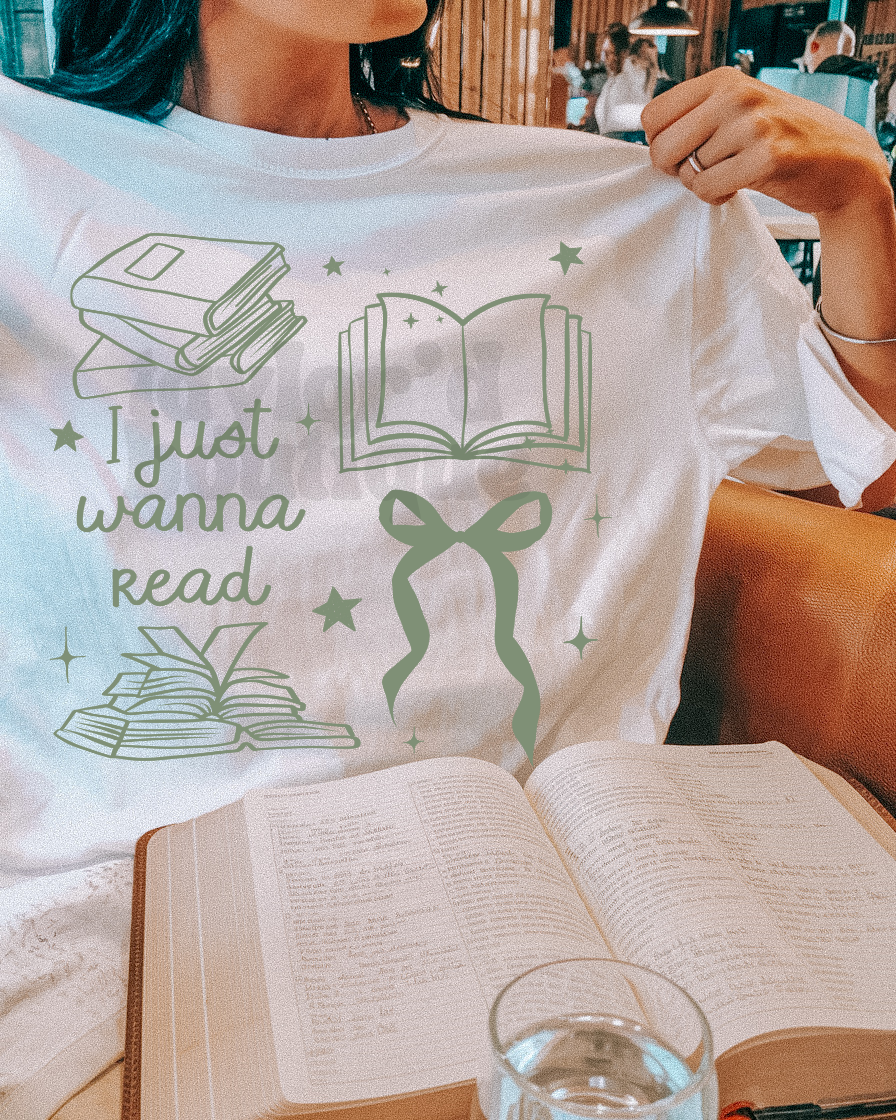 πβοΈ I Just Wanna Read Tee/ Crew
