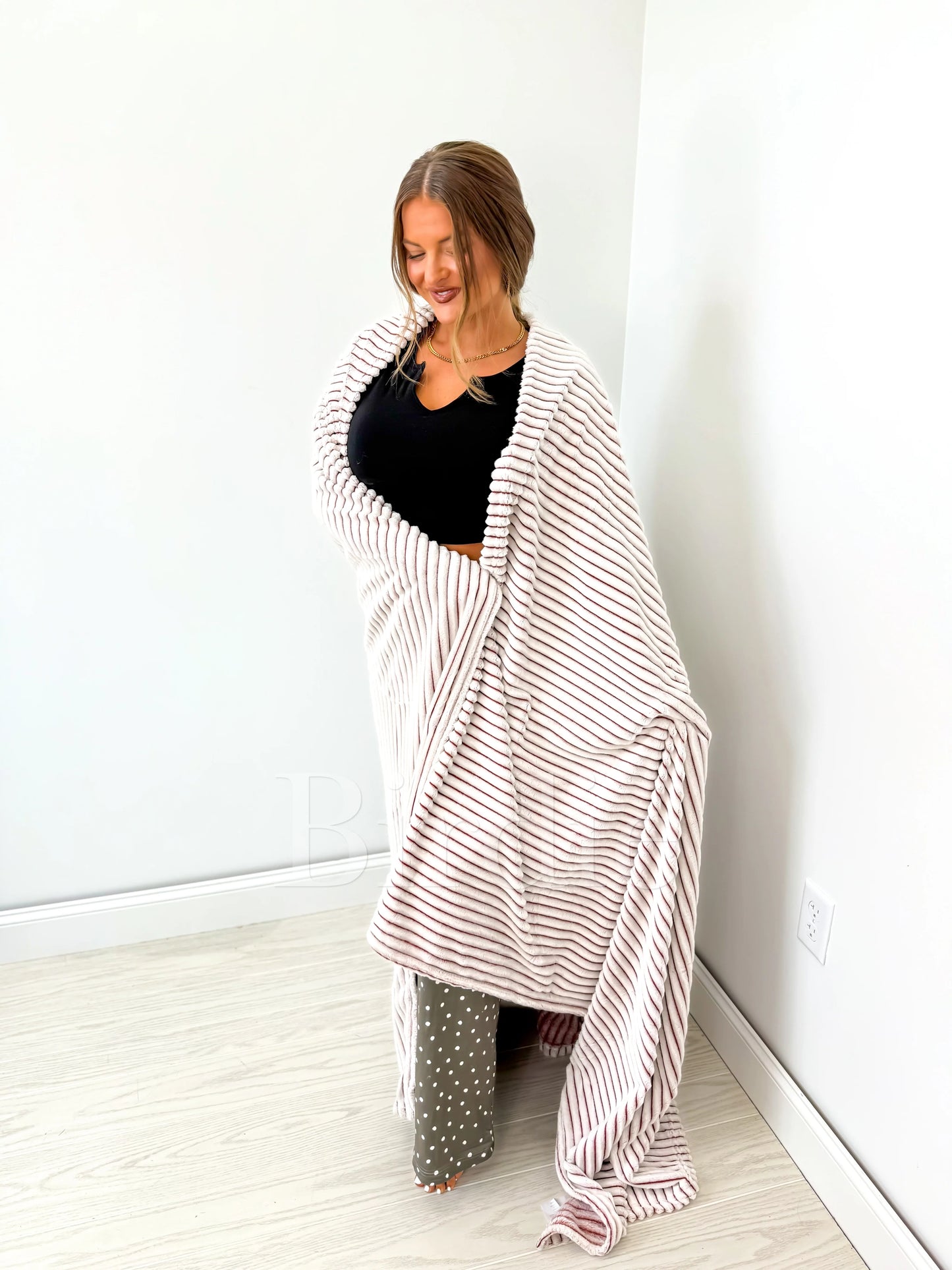 PRE-ORDER Birdie Red Striped Cozy Blanket