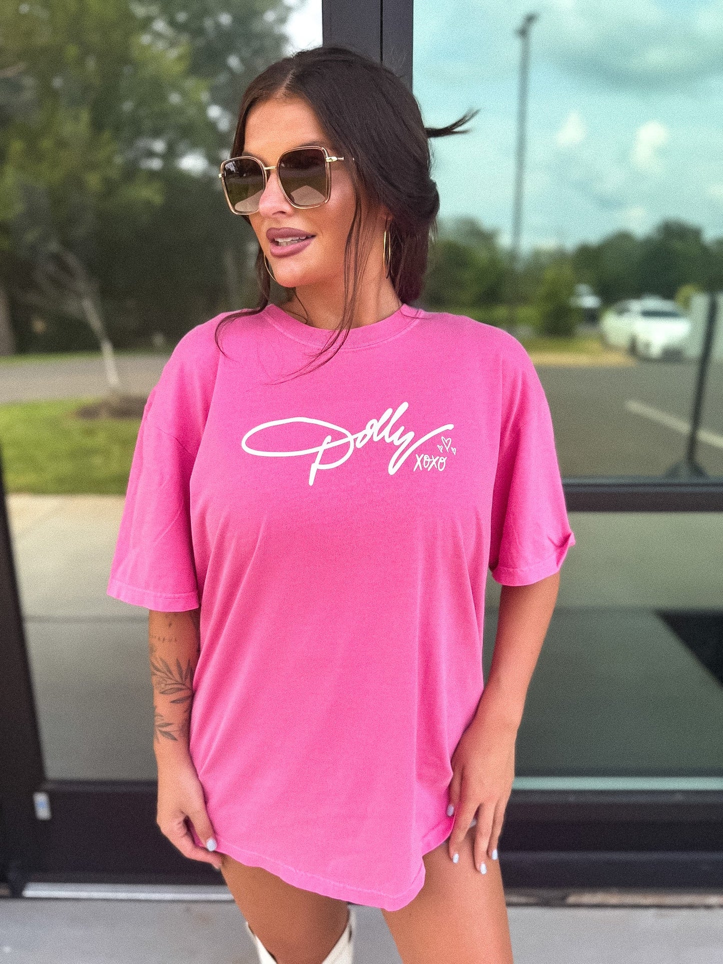 Dolly XOXO Graphic Tee on Crunchberry *final sale*