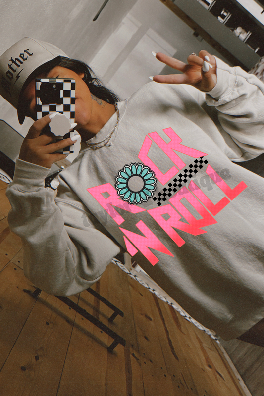 🌸🎶 Rock N Roll Daisy Crew/Tee