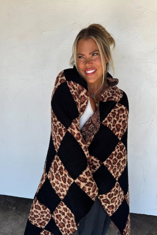 LIMITED QUANTITIES *ships free* PREORDER Checker Cheetah Cloud Blanket