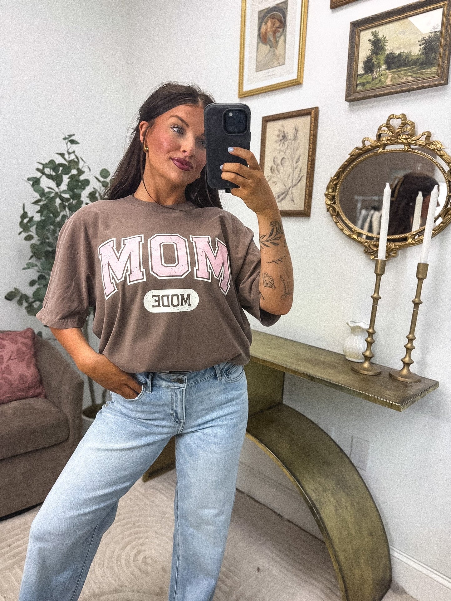Mom Mode Graphic Tee on Espresso *final sale*