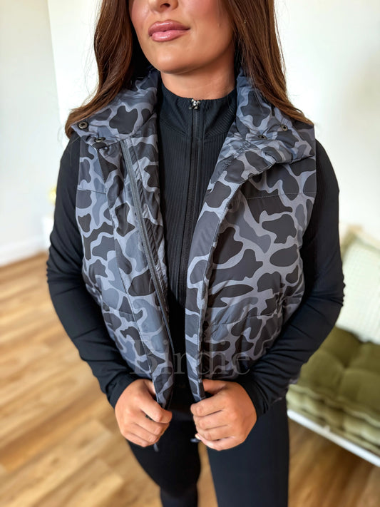 PREORDER Birdie Puffer Vest in Blackout Duck Camo