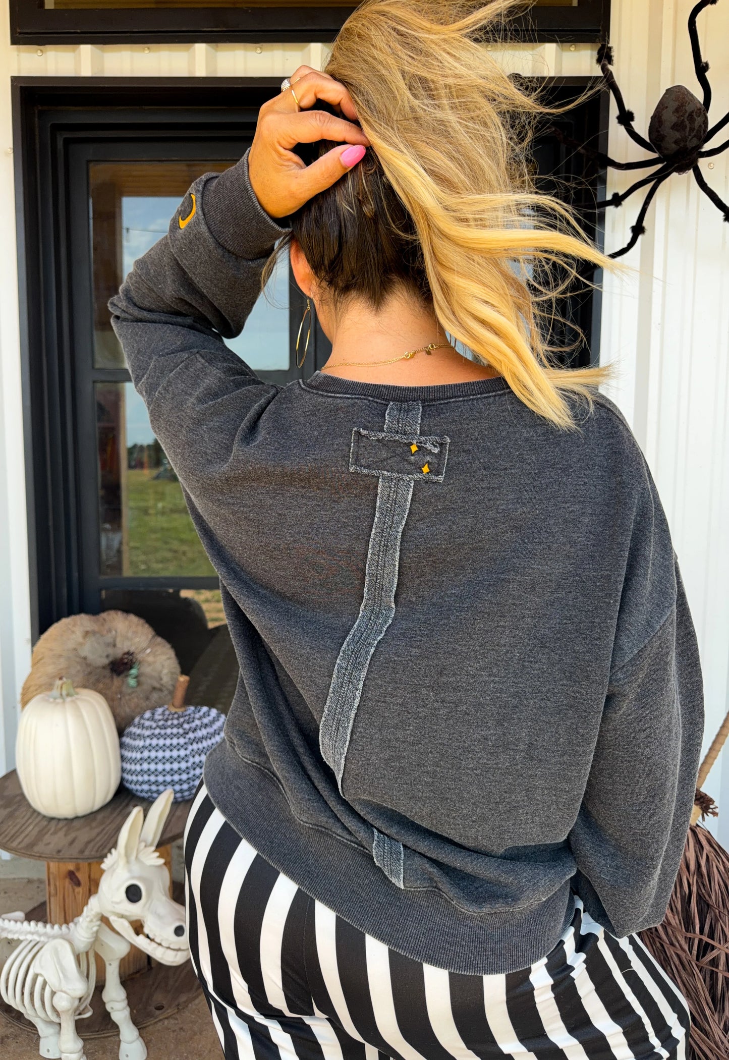 PREORDER Ghost In Bloom Pullover