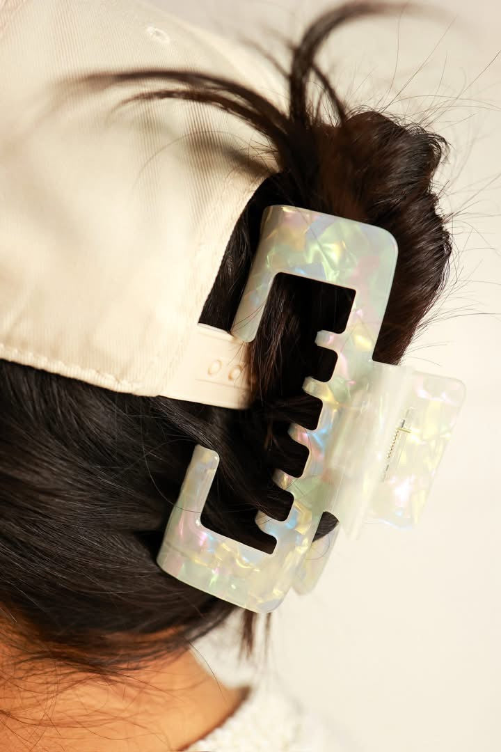 Trucker Hat Claw Clip
