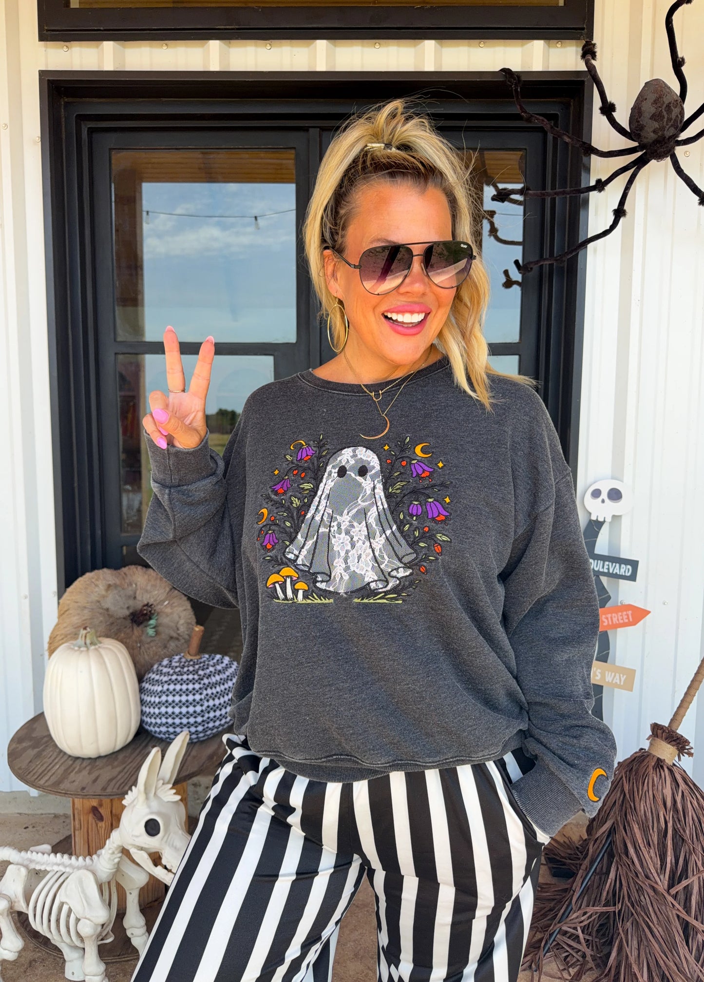 PREORDER Ghost In Bloom Pullover