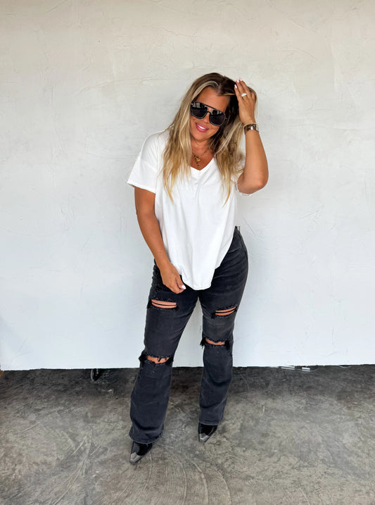 *LIMITED QUANTITIES* PREORDER/ free ship— Ashland Straight Leg Distressed Jeans
