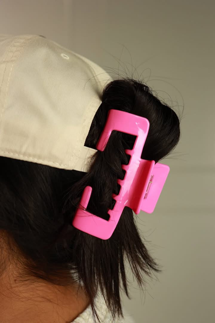 Trucker Hat Claw Clip