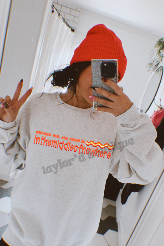 🌵🧠 Middle of Nowhere Crew/Tee