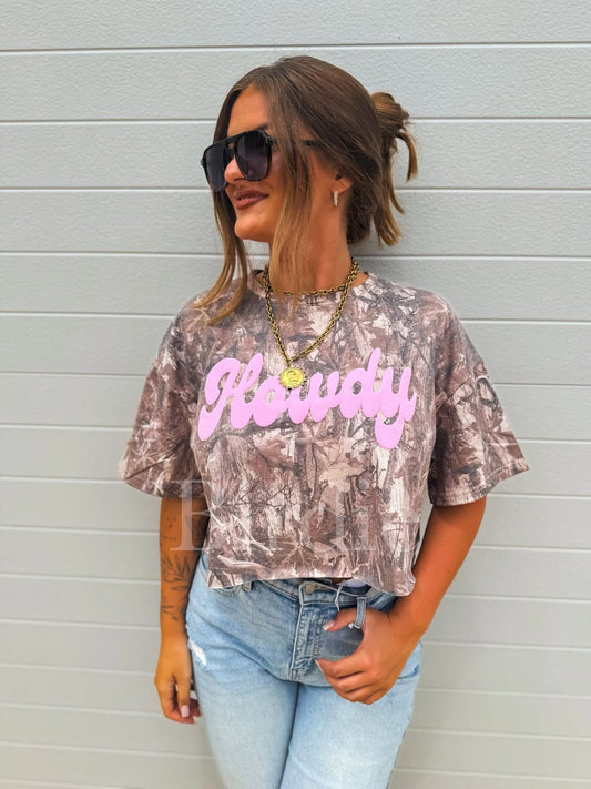PRE-ORDER LIMITED Birdie Dark Camo Pink Howdy Cropped Graphic Tee