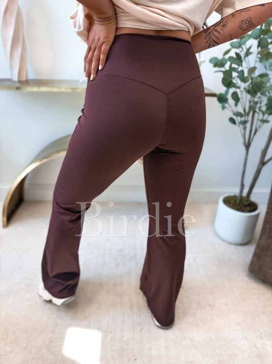PREORDER Birdie Sleek Cross Yoga Pants in Mocha