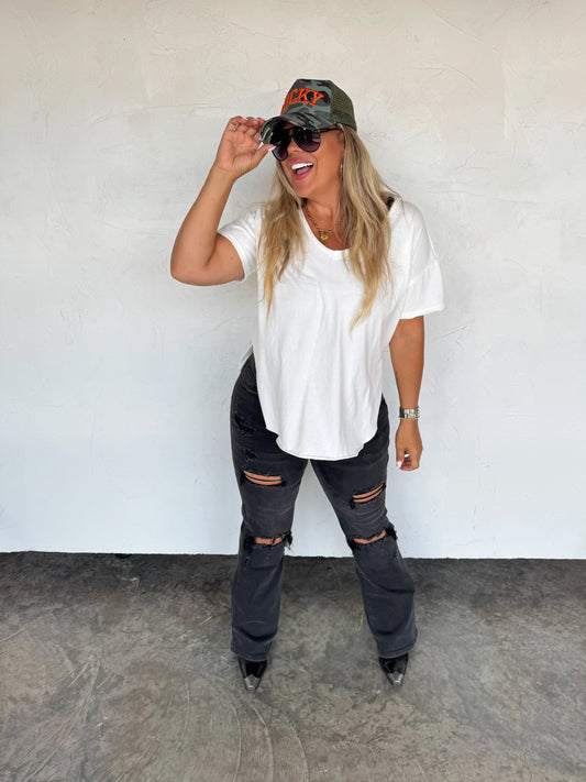 *LIMITED QUANTITIES* PREORDER/ free ship— Ashland Straight Leg Distressed Jeans