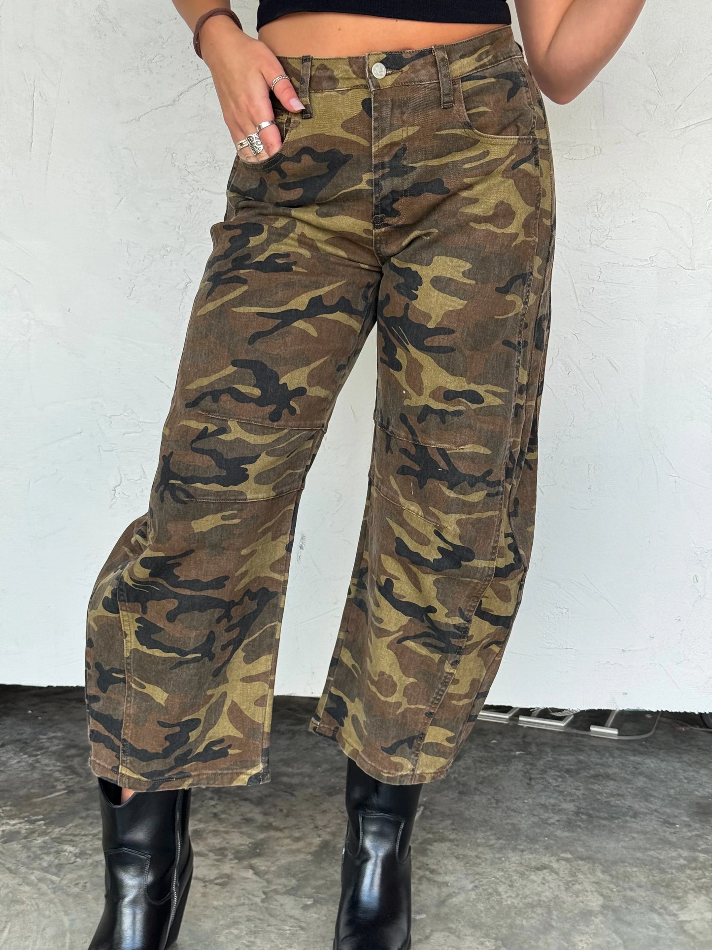 *LIMITED QUANTITIES* PREORDER/ free ship— Bex Camo Barrel Jeans