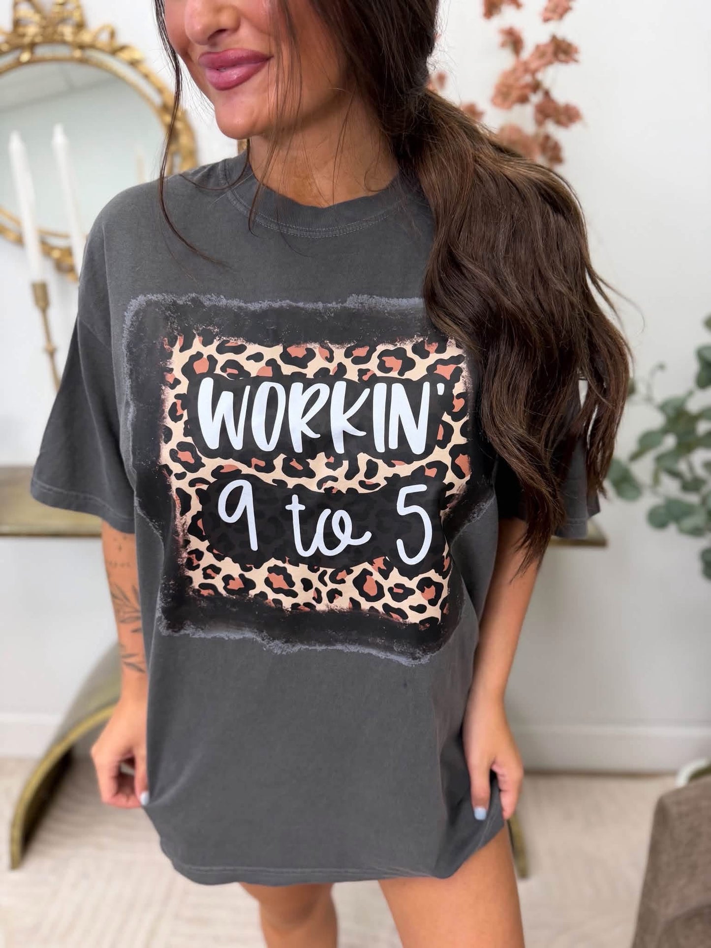 9 to 5 Graphic Tee on Pepper *final sale*