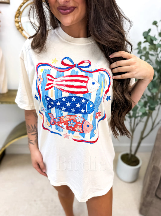 USA Fish Graphic Tee on Ivory