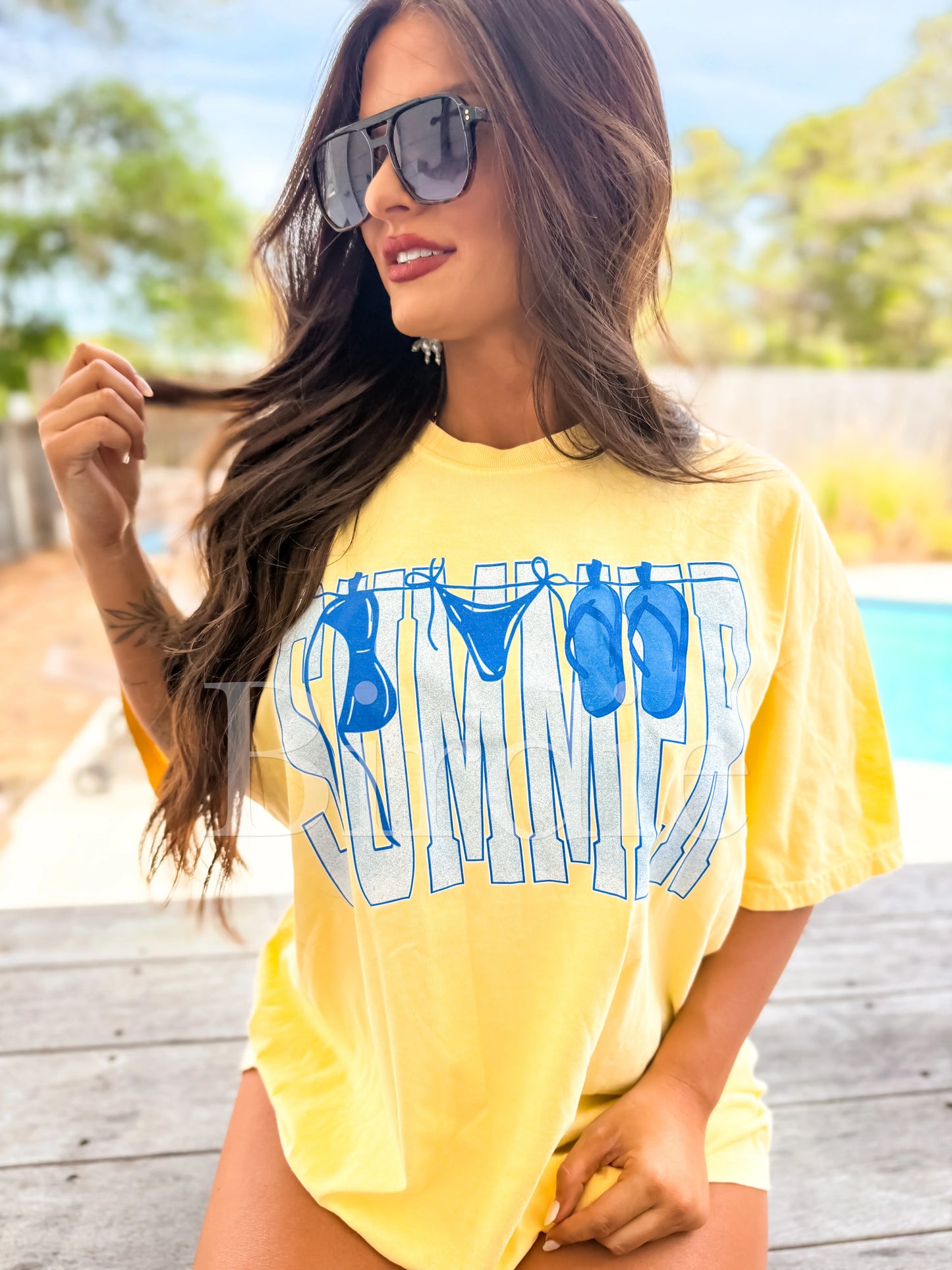 Summer Blues Graphic Tee on Butter