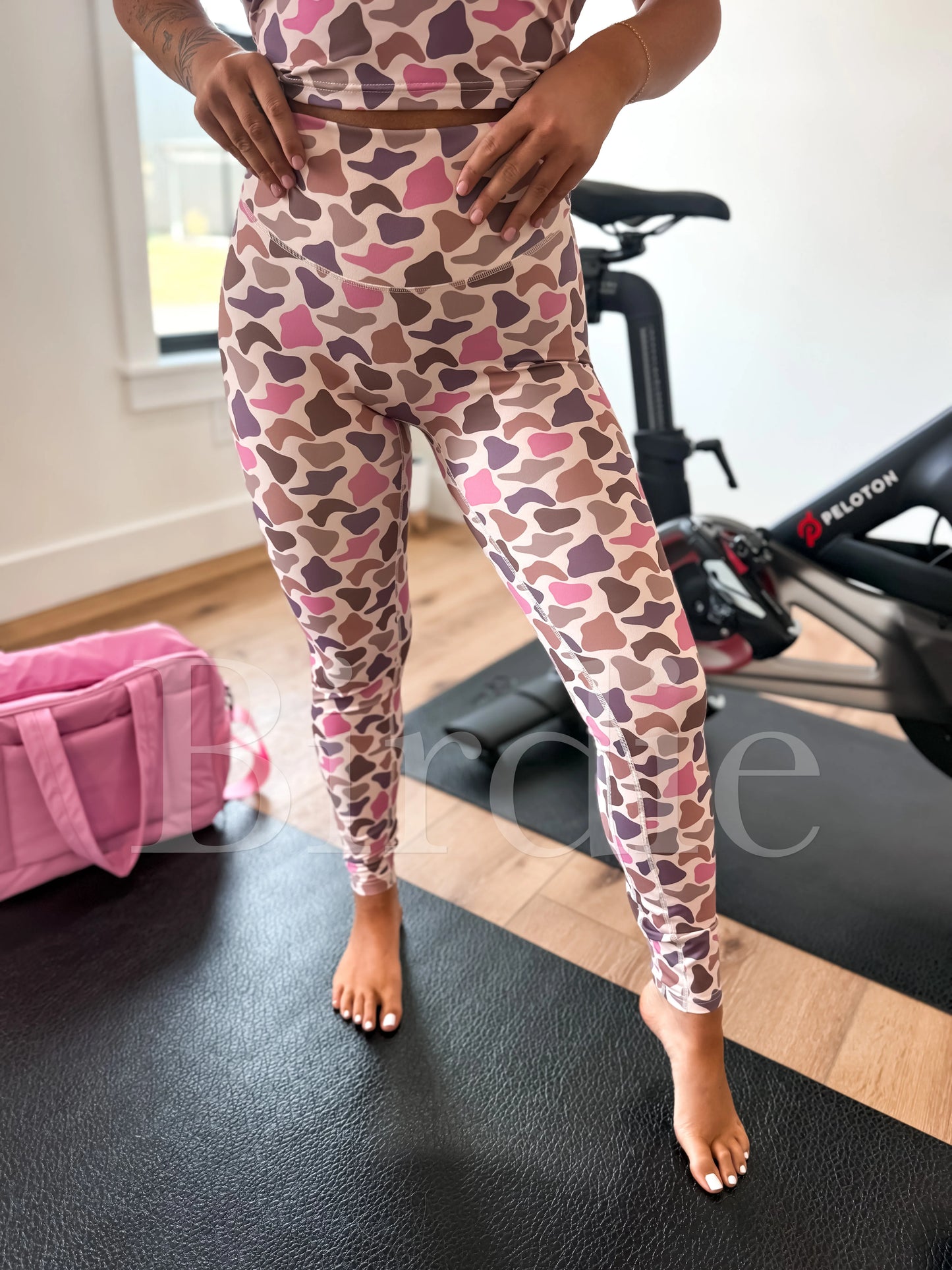 Birdie Flirty Duck Camo Leggings