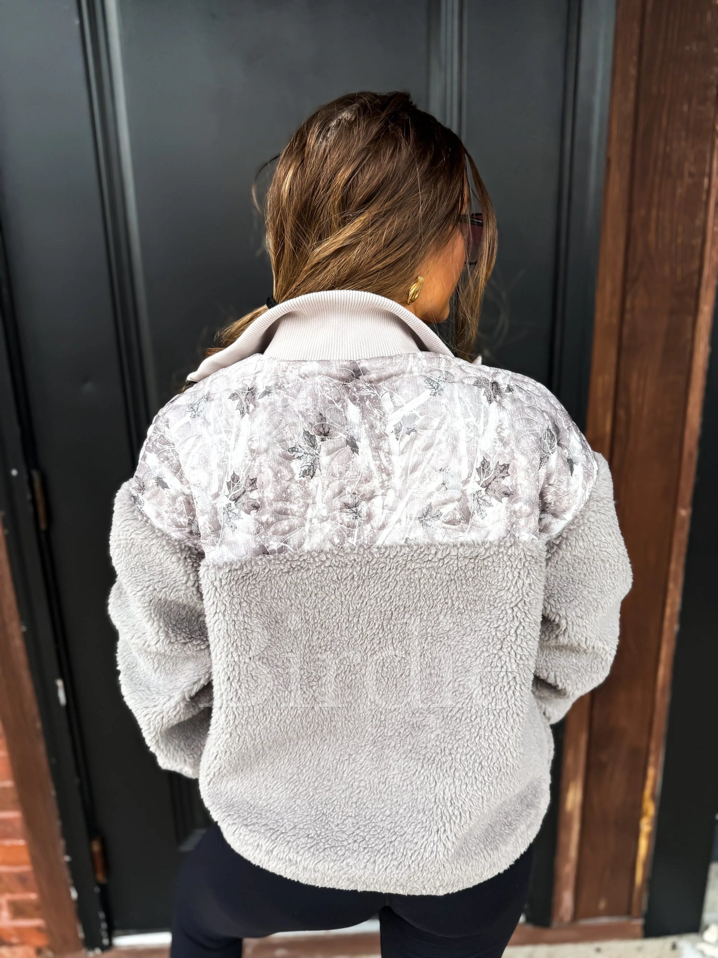 PRE-ORDER Birdie Wilderness Sherpa Jacket In Gray & Brown