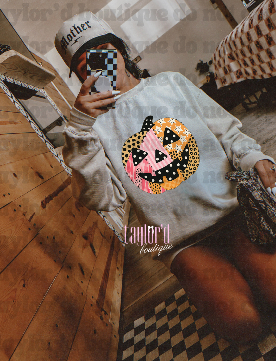 🎃🪡 Patchwork Punkin Crew/ Tee