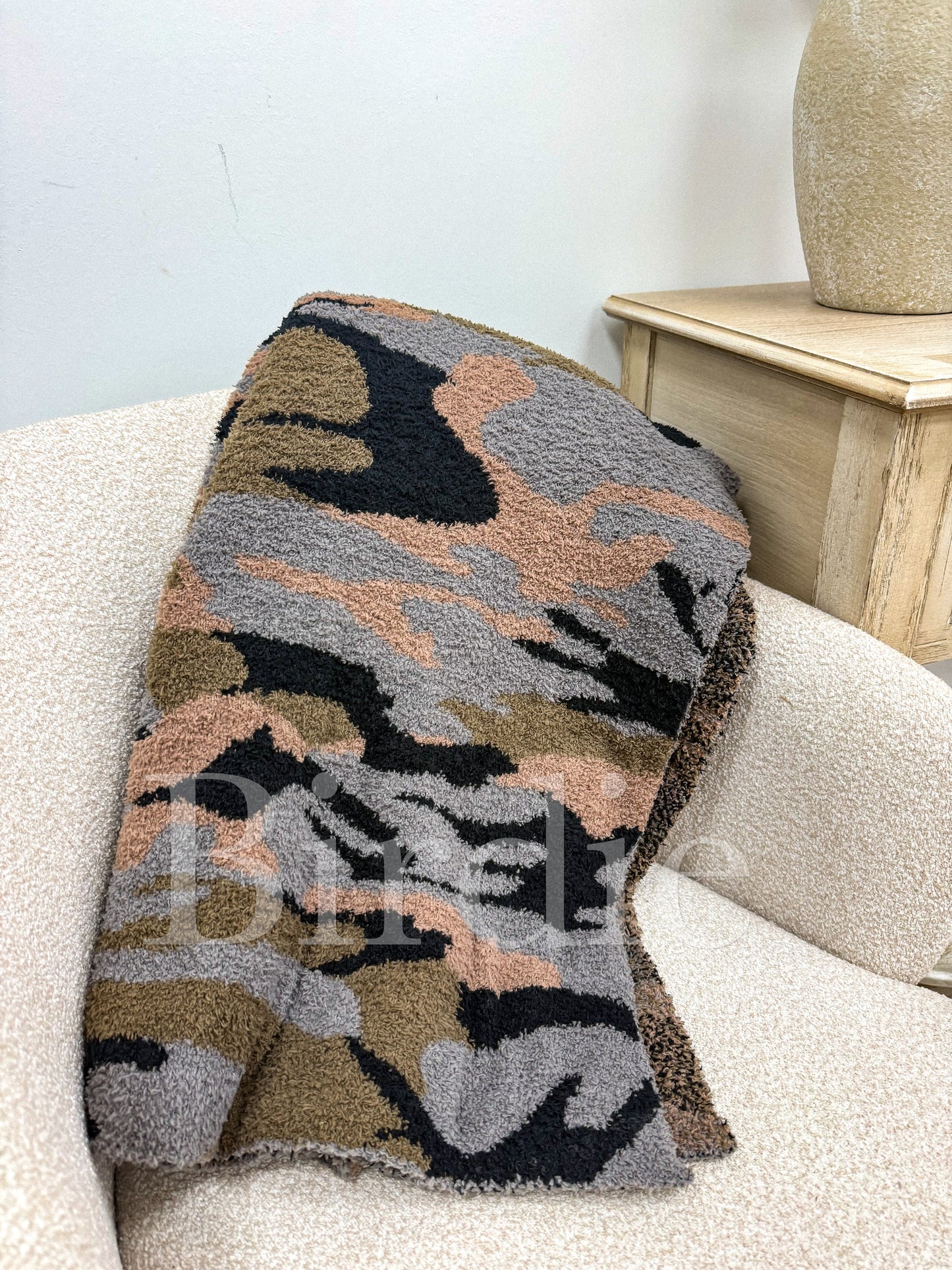 PREORDER Birdie Smoked Oak Camo Blanket