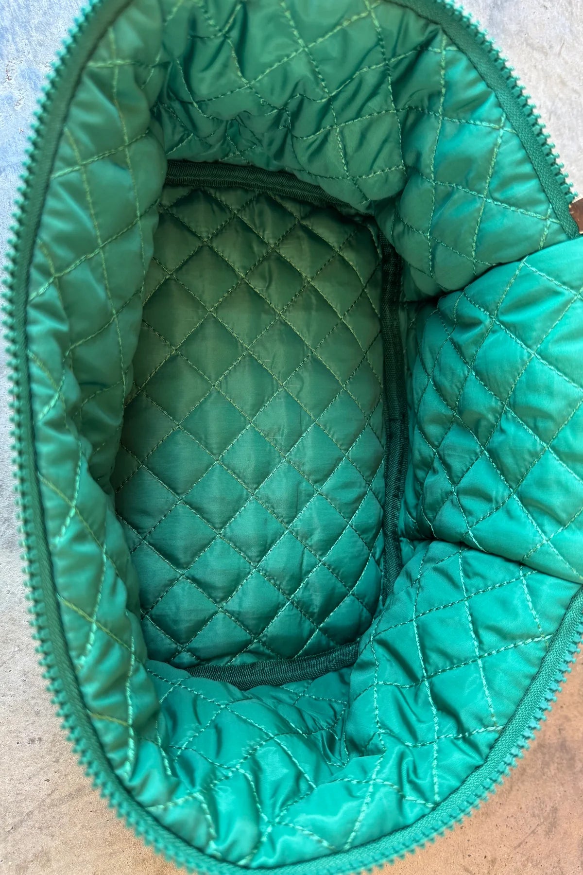 *ships free* Quilted Puffer Makeup Bag