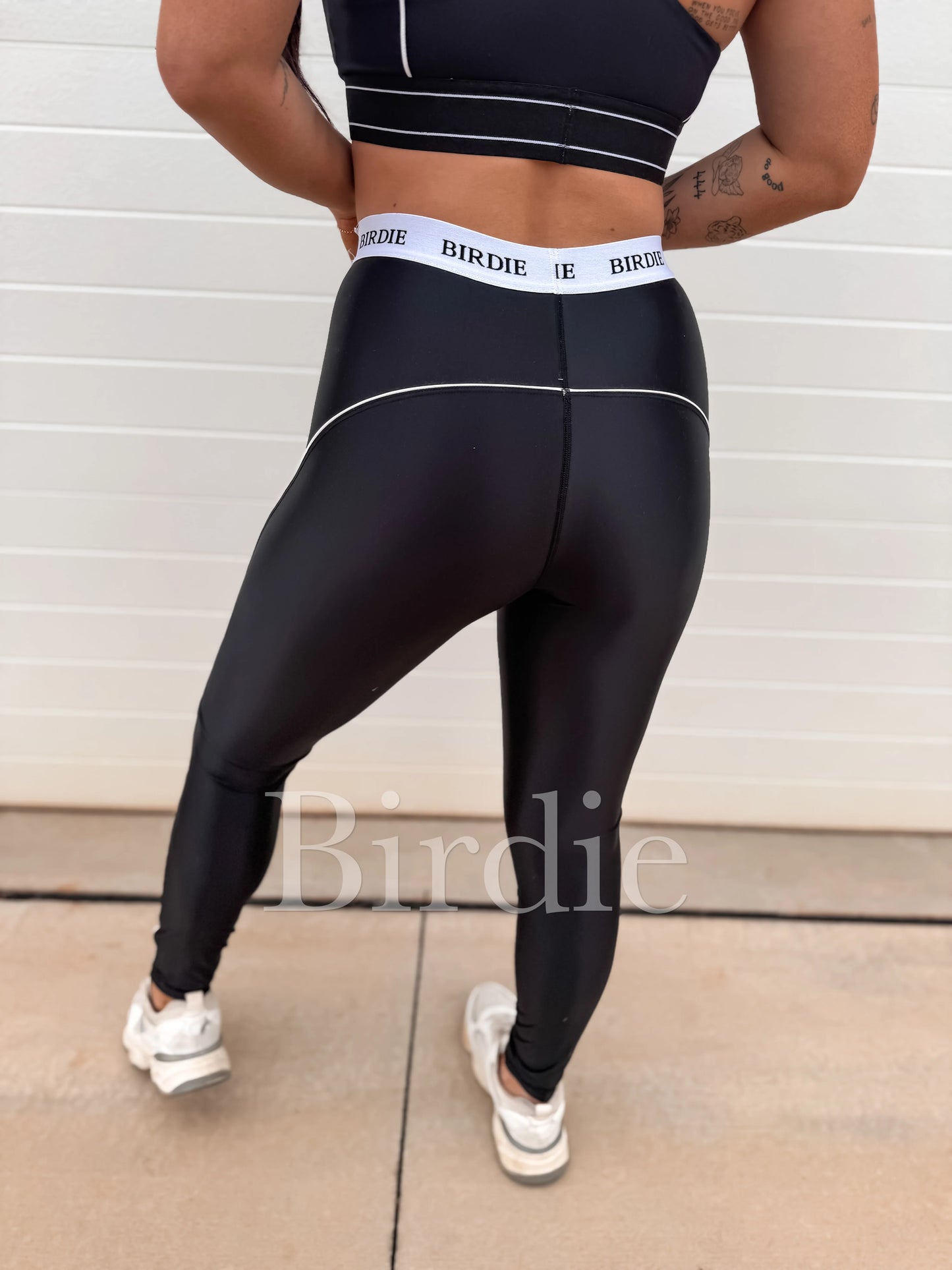 Birdie Gloss Stripe Performance Leggings in Black