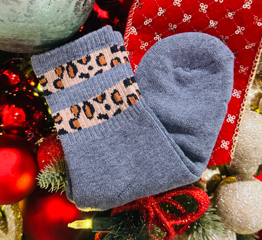 Gray Leopard Striped Winter Socks