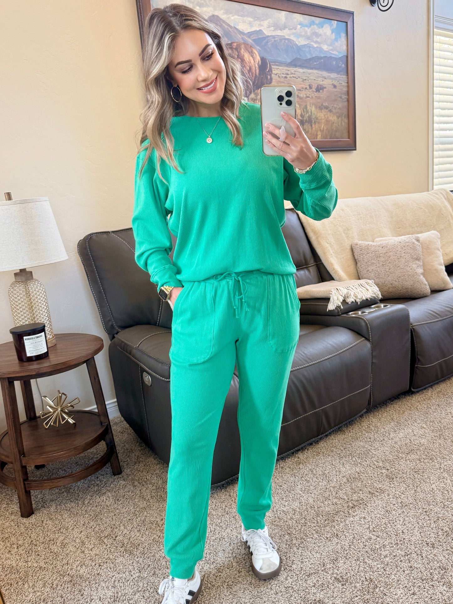Michelle Mae Corrine Ribbed Pullover Top in Emerald